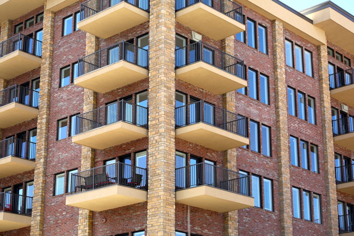 apartments-architecture-balcony-273683.jpg